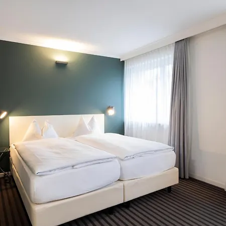 Hotel Self Check-in David 22